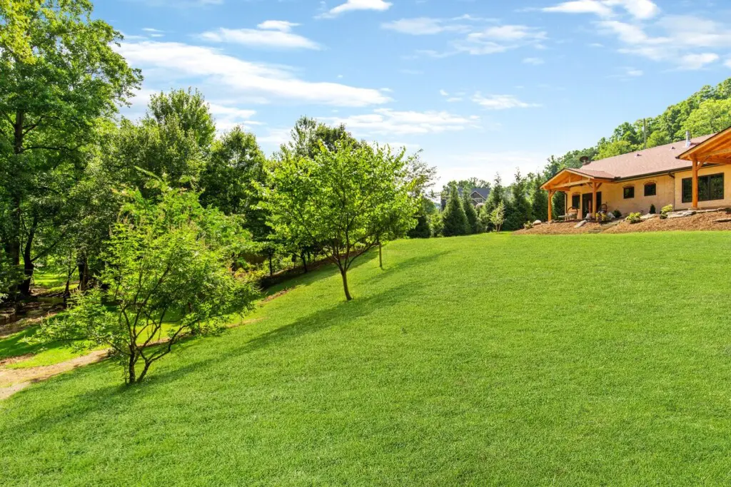 original 52167852 1538657767.jpg