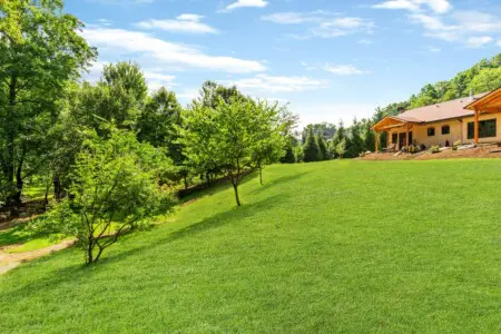 original 52167852 1538657767.jpg