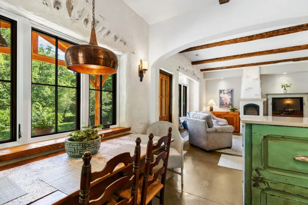 original 52167852 1538662055.jpg