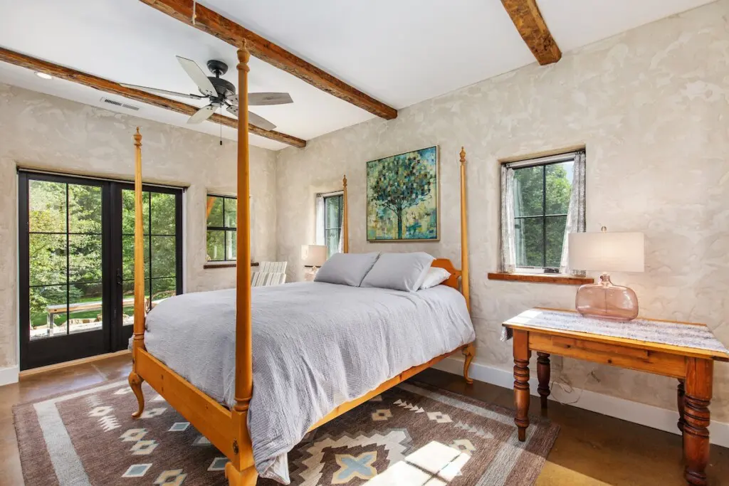 original 52167852 1538663177.jpg