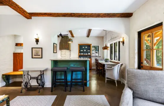 original 52167852 1538664011.jpg