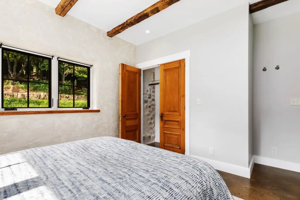 original 52167852 1538665404.jpg