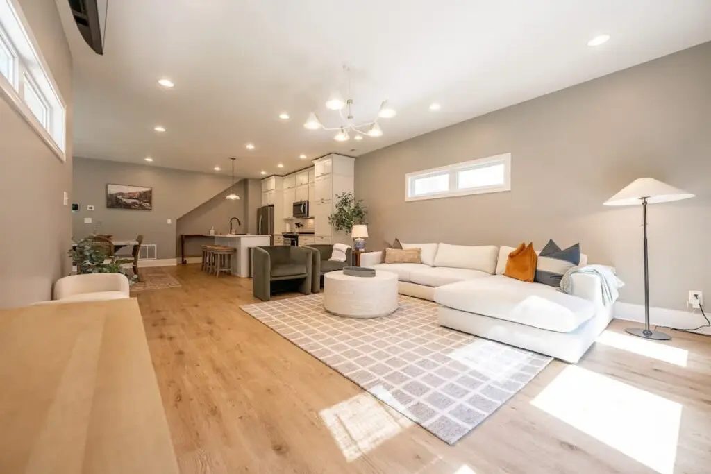 66eef41b33005400117c4fa1 896381601572648216 1666595897