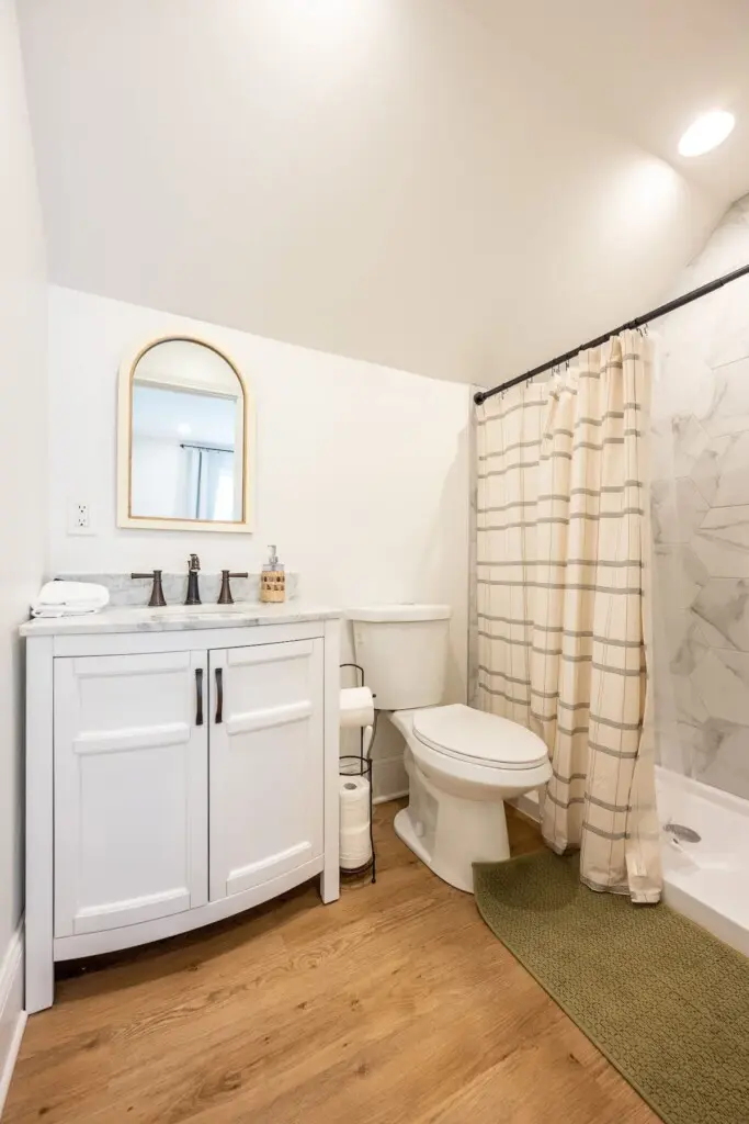 66eef41b33005400117c4fa1 896381601572648216 1666595992