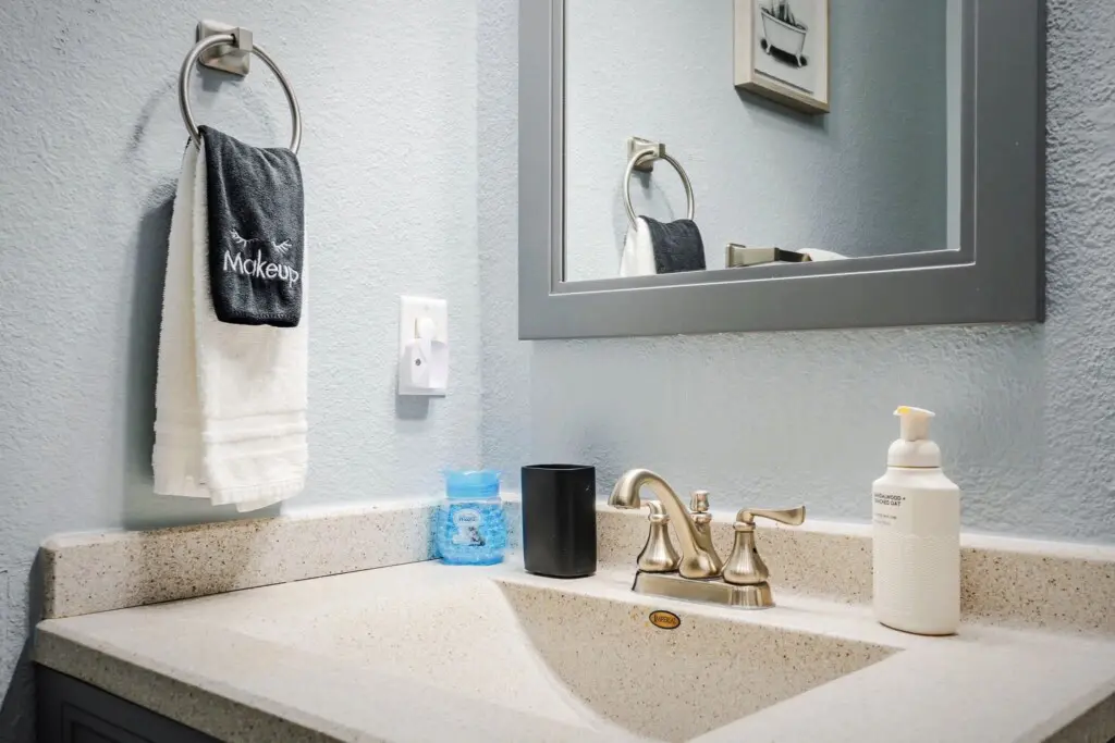 njvy6lxdtoofdmvbkl9r