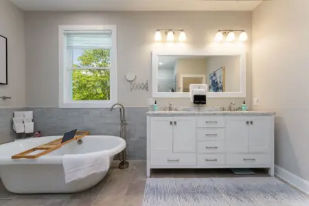 ar8pvucot9gxcaywnv3f