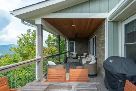 y4maygpaqrjeaqfoyk0f