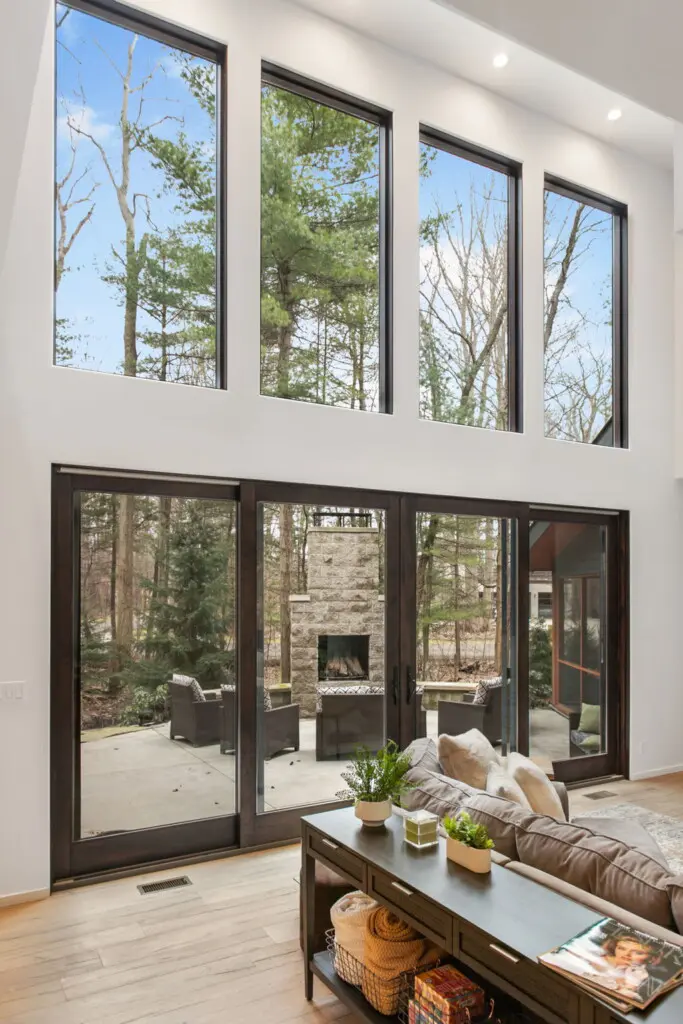 099e565b e8a9 4d 24mY1.jpg