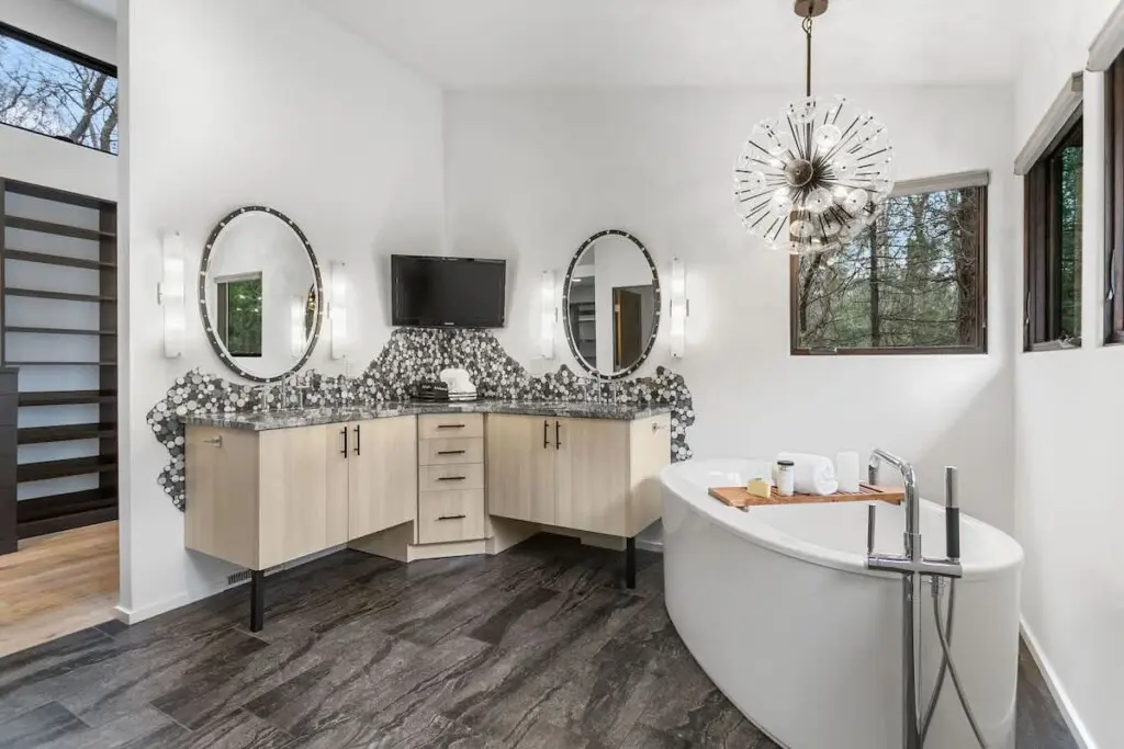 24230841 fdbb 40 MOWDb.jpg