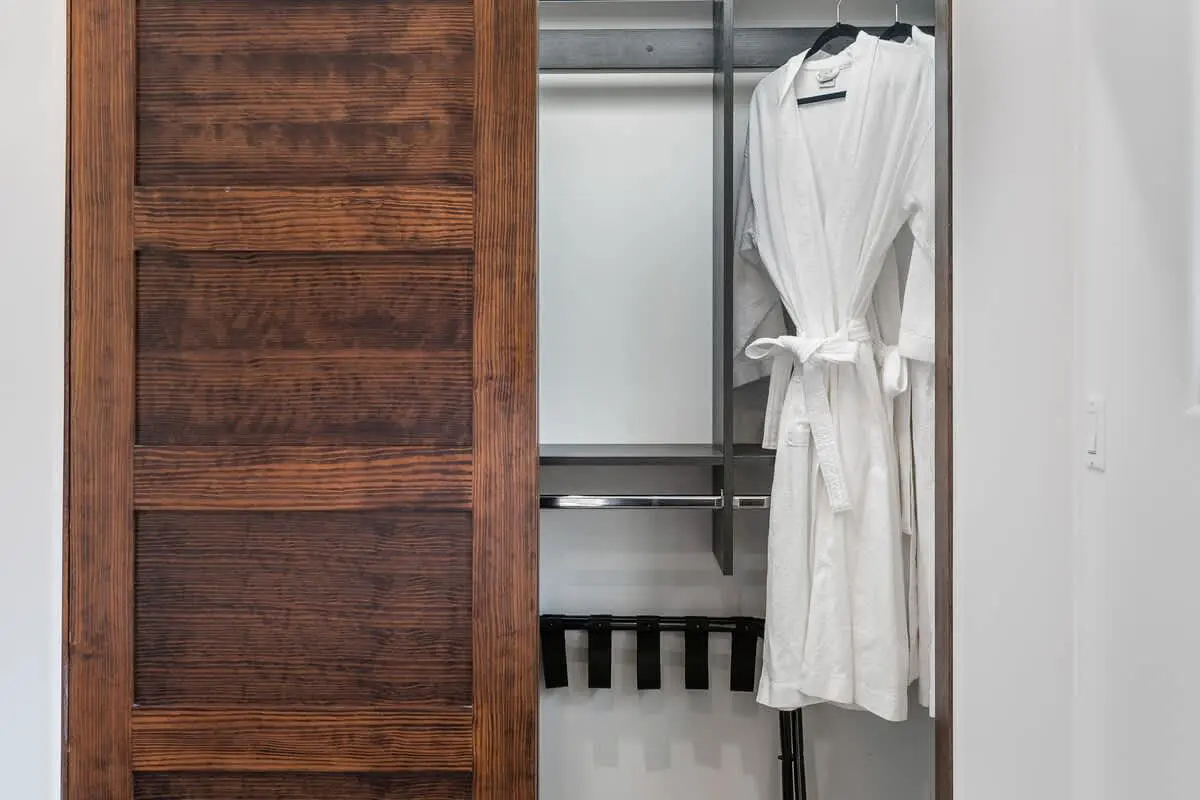 2d18c9f4 4d35 48 mfvhM.jpg