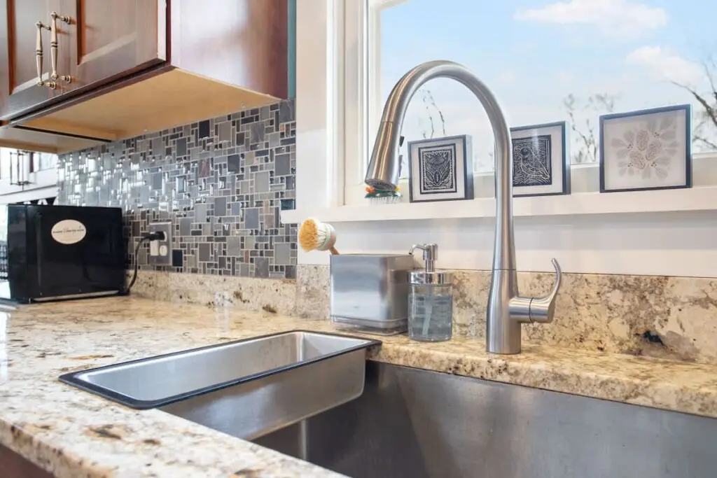 66eb1648f624e1001381cb5f 1136347491513632456 1885526633