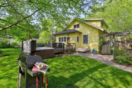 66eb1648f624e1001381cb5f 1136347491513632456 1911503979