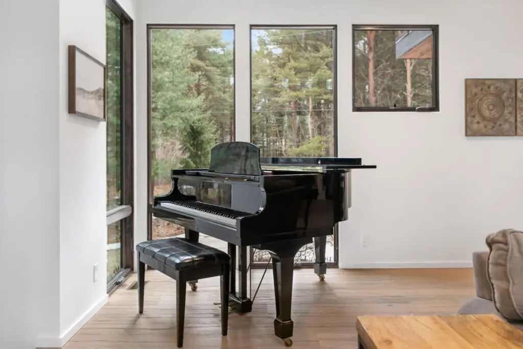 cb677969 90f6 4b PZ US.jpg