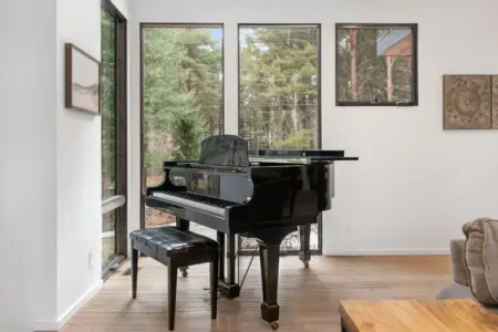 cb677969 90f6 4b PZ US.jpg