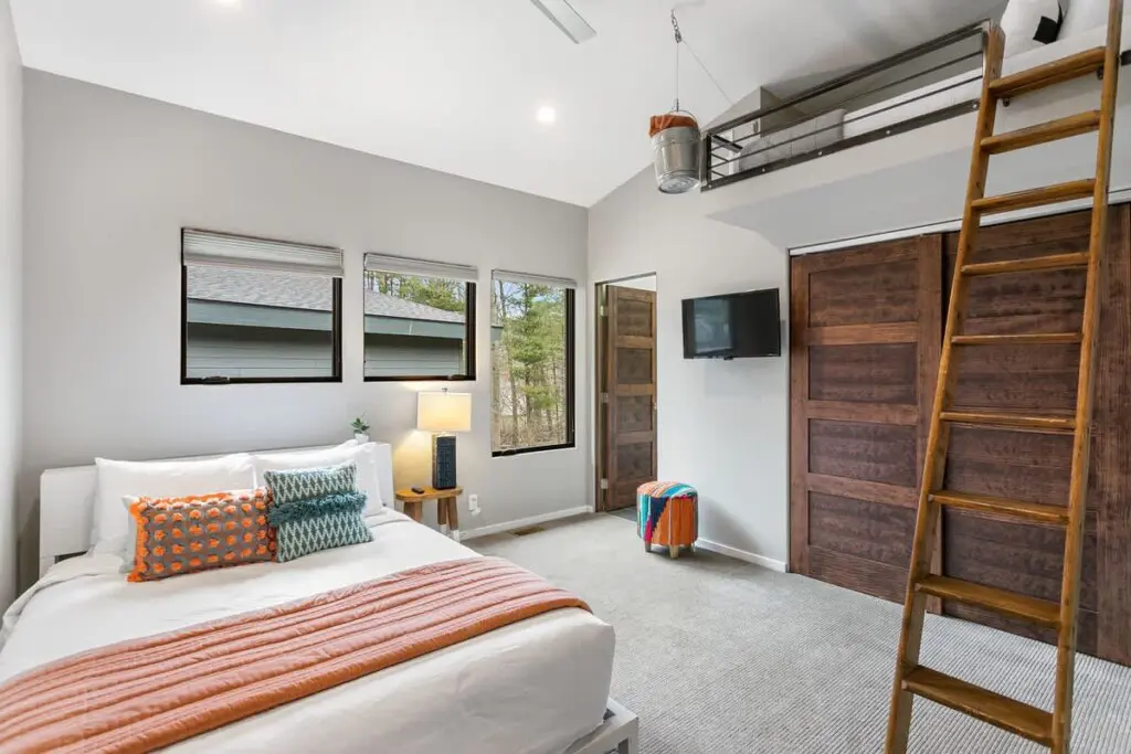 d0827859 2d85 4e kASIg.jpg