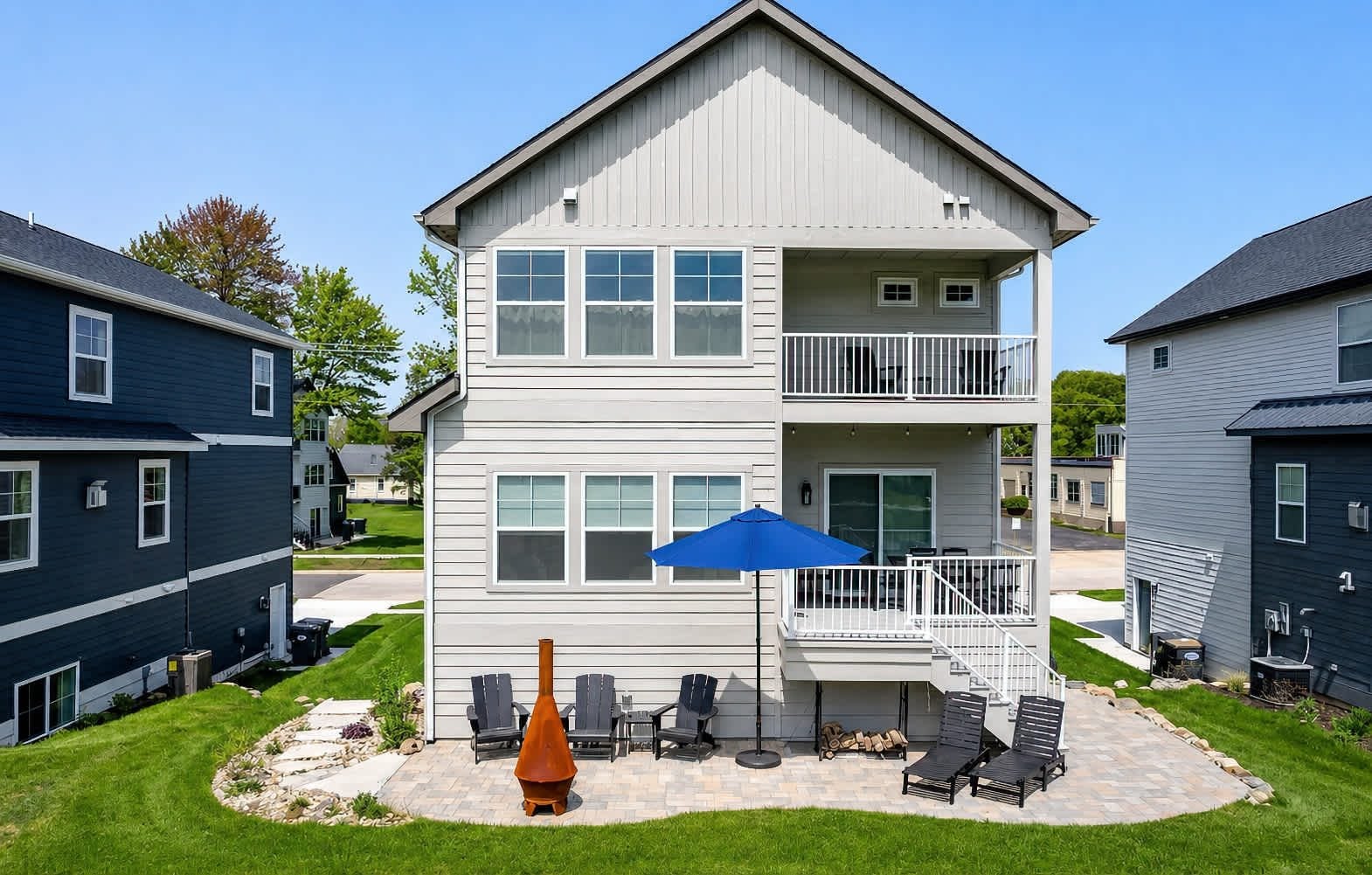 A stunning five-bedroom home with pool and grill, five minutes from the beach in South Haven, Michigan
